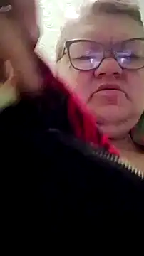 LusiyaGold5 online show from December 16, 3:56 am