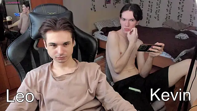 twink boysss online show from October 14, 12:08 pm