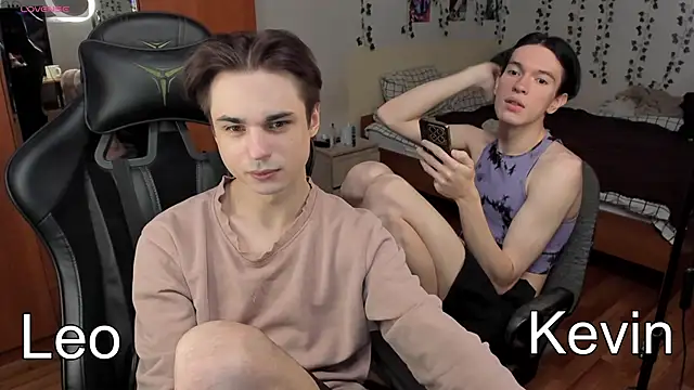 twink boysss online show from October 12, 2:41 pm