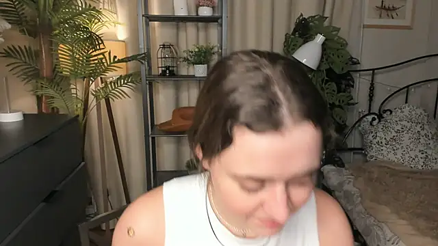 ThelmaJusto online show from November 28, 4:21 pm