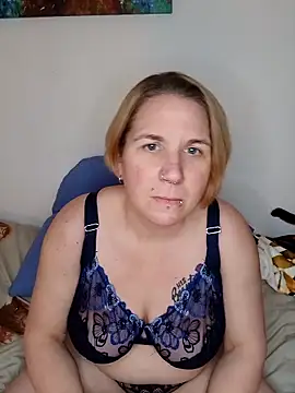 LaceyWestxx online show from January 5, 6:33 pm