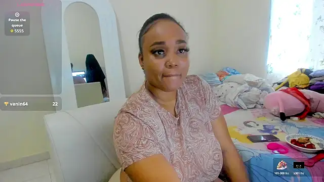 Paulastone24 online show from November 3, 10:03 pm