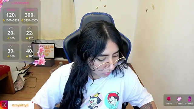 LoveLyy- online show from February 14, 6:54 pm