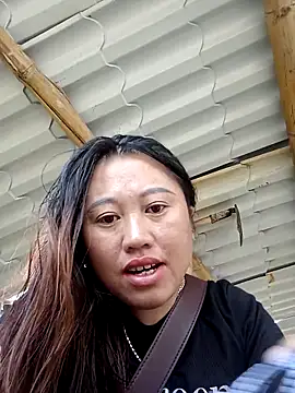 Snapshot of Ducky27021991 chatting on October 11, 7:35 am Ducky27021991 online show from October 11, 7:35 am