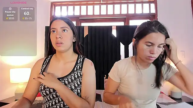 Sofy and Mia online show from October 25, 12:46 pm