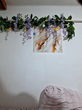 Nika aa online show from April 4, 5:34 pm