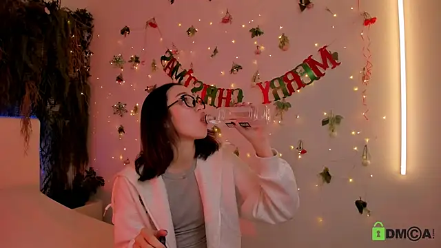 Black Jenny online show from December 18, 10:09 am