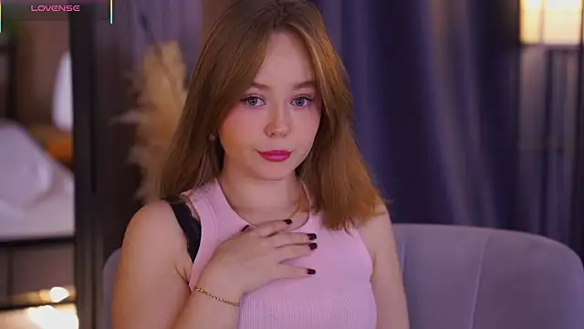 lorapalmerry online show from December 22, 2:42 pm