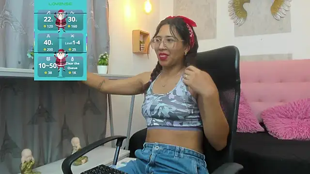 SamanthaFox 8 online show from December 17, 11:36 am