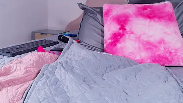 lu mystic online show from April 15, 8:15 am