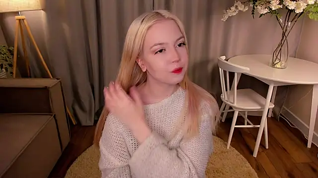 TinaStevenson online show from November 3, 9:41 pm