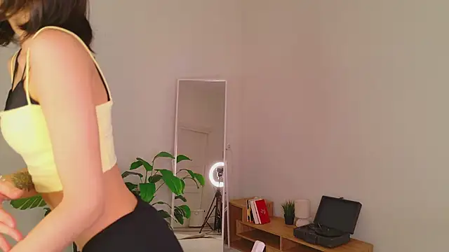 GentleMusee online show from March 4, 7:48 am