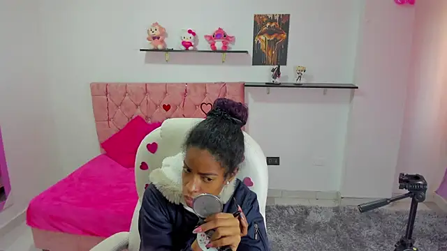 thianahorny online show from March 2, 12:56 pm