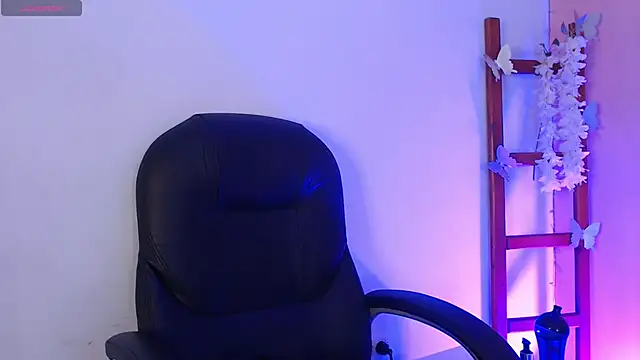 SweetRenata  online show from November 12, 11:19 am