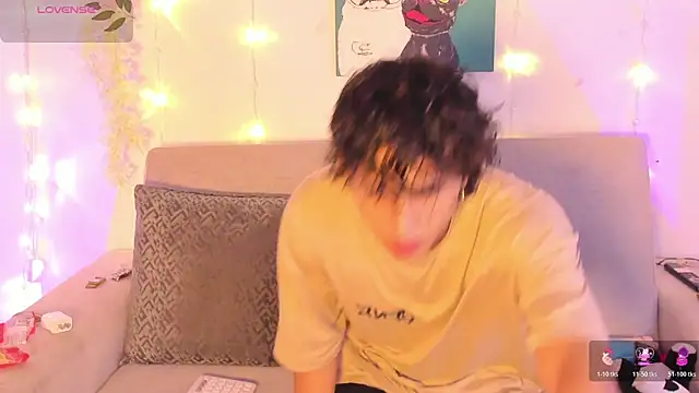 lua boy online show from April 9, 3:09 am