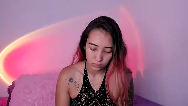 HeidyRousse online show from March 14, 11:55 am