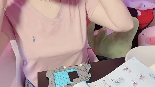 BeChinh Lee online show from March 2, 5:08 am