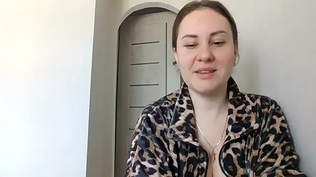 MeadowEyes online show from March 23, 10:32 am