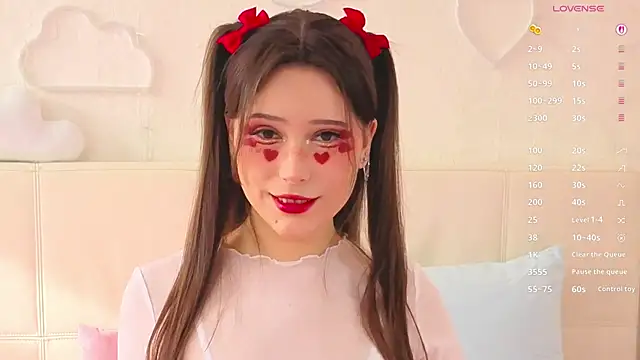 MoonliteDiva online show from February 13, 7:32 am