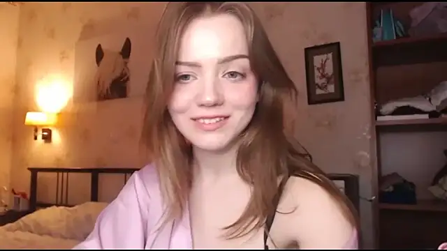 Olivia Mensy online show from October 21, 9:02 am