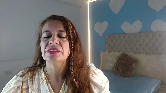 channelsmith 55 online show from April 18, 1:46 pm