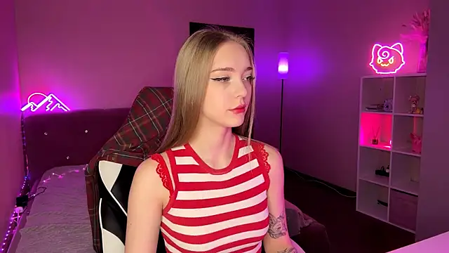 EvaPeace online show from February 10, 7:28 pm