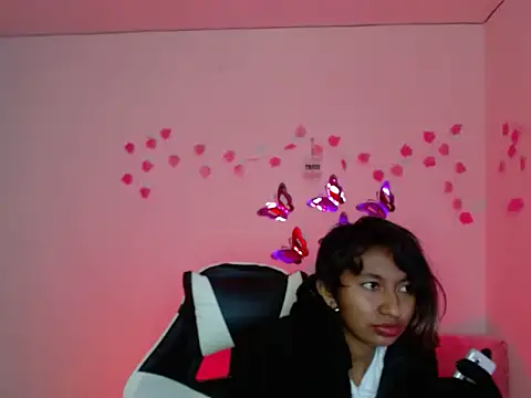 Snapshot of amber__666 chatting on October 19, 1:40 am amber 666 online show from October 19, 1:40 am
