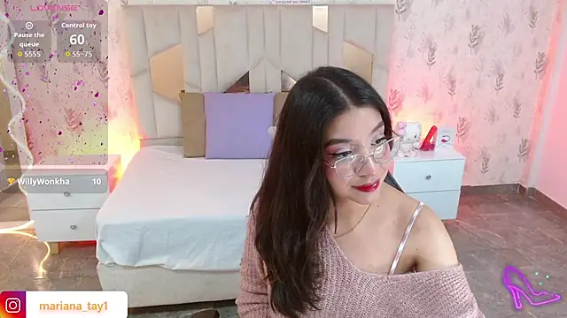 MARIANA TAY1 online show from November 22, 3:42 am