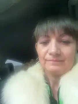 Butterfly8385 online show from November 8, 1:05 pm