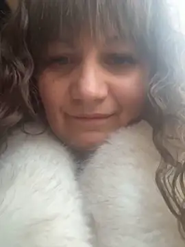 Butterfly8385 online show from February 12, 3:03 pm