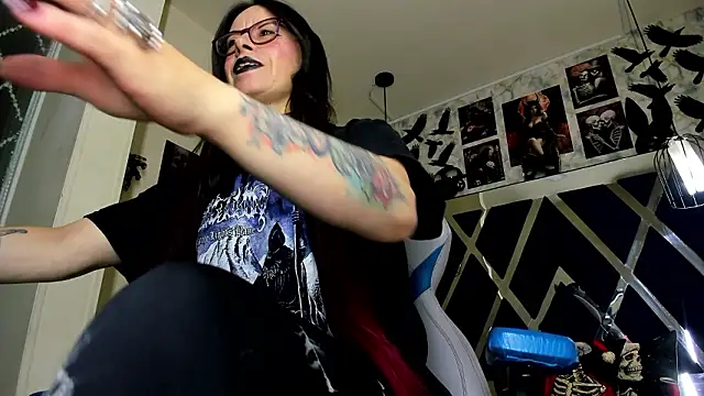 Evangelinejoness  online show from February 3, 11:37 am