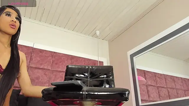 Shara Goddes05 online show from October 18, 5:10 am