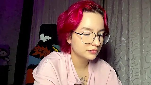 TheaBertch online show from October 21, 3:49 pm