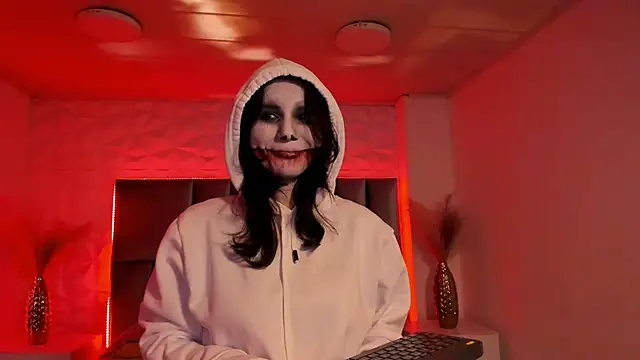 HollyPeach online show from October 31, 12:42 pm