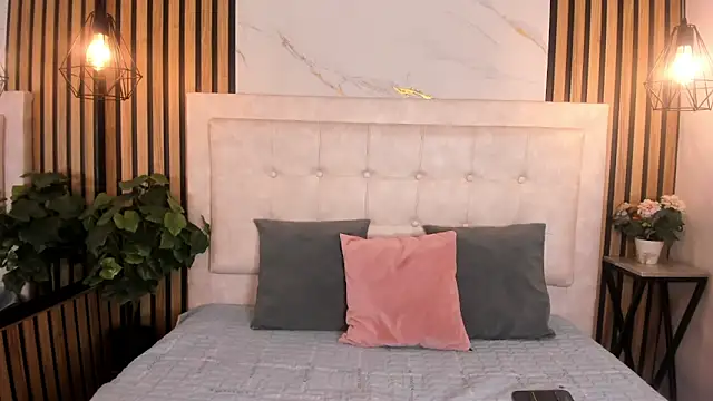 Sassha ferrer online show from February 15, 12:26 pm