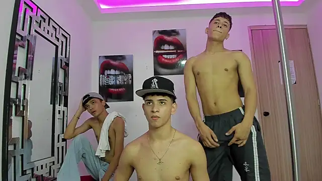 EMPIRE BOYS1 online show from December 2, 9:39 pm