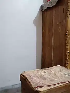 Tanha18 online show from November 3, 7:45 am