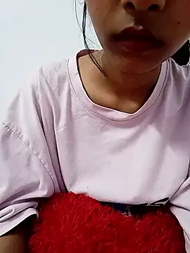 Mustardqueen online show from October 30, 7:15 pm