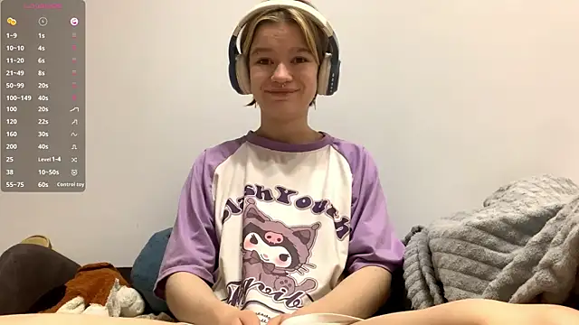 LorRebak online show from November 28, 10:51 am