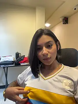 AlyssaRay online show from March 29, 4:39 pm