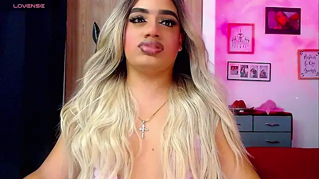 Sofiabigcock22 online show from December 18, 4:50 am