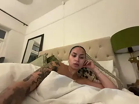 sexygoddessjessy online show from March 30, 8:30 pm