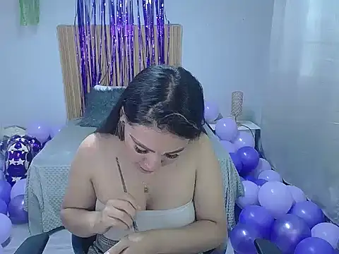 Reichell Princess online show from November 7, 9:09 pm