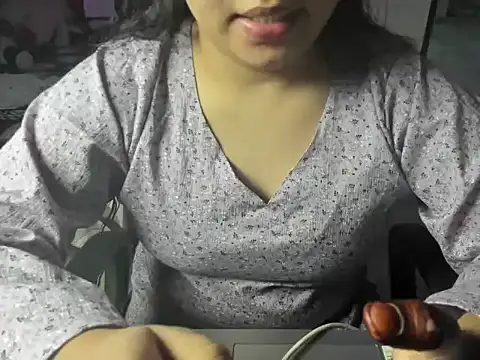 Divya68 online show from November 1, 5:39 pm