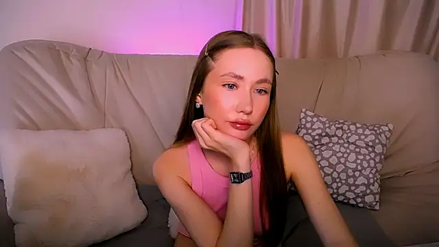 EllyColins online show from April 14, 3:17 am