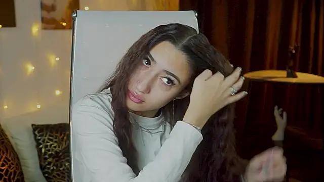 RebeckaThornton online show from December 4, 9:44 am