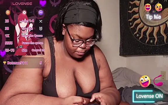 TheChubbySiren online show from November 30, 1:54 am