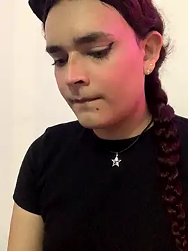 La-Gatiita-trans online show from December 14, 11:43 pm