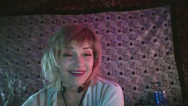 Lia Ray online show from November 17, 9:26 pm