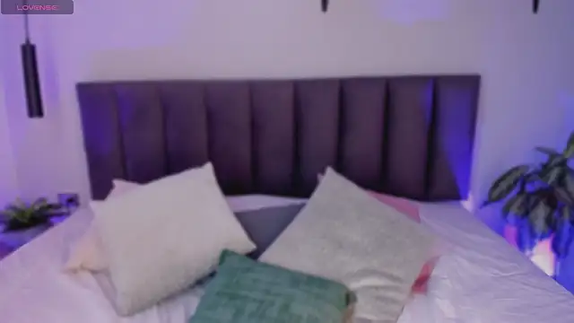 AilanaCortes online show from March 7, 12:45 pm